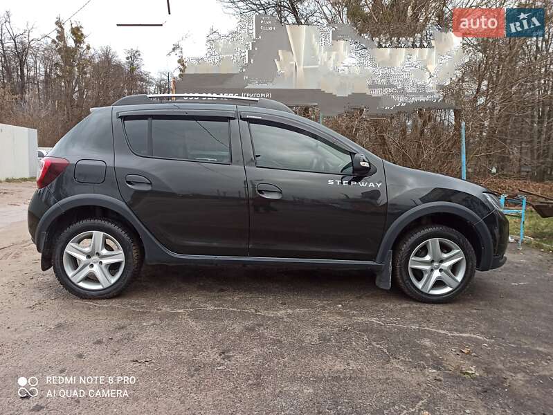 Хэтчбек Renault Sandero 2013 в Ирпене фото Хэтчбек Renault Sandero 2013 в Ирпене