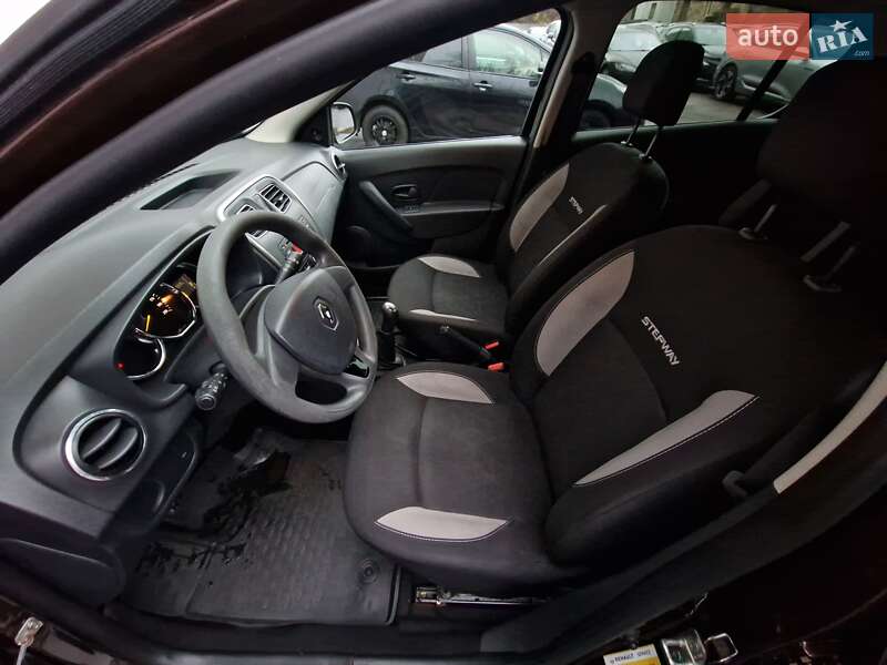 Хэтчбек Renault Sandero 2016 в Одессе