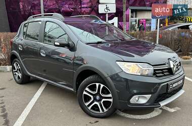 Хэтчбек Renault Sandero 2020 в Киеве