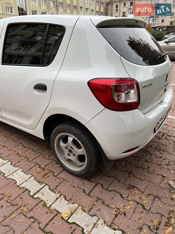 Хэтчбек Renault Sandero 2014 в Тернополе