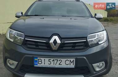 Хэтчбек Renault Sandero 2017 в Лубнах