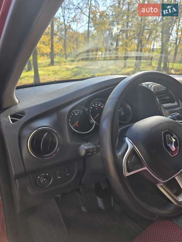 Хетчбек Renault Sandero 2020 в Ізмаїлі фото 11 Хетчбек Renault Sandero 2020 в Ізмаїлі