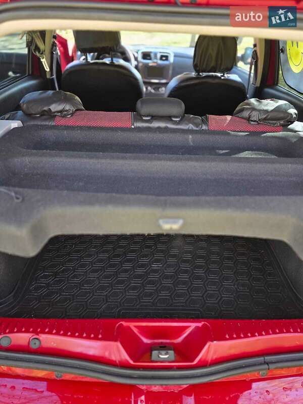 Хетчбек Renault Sandero 2020 в Ізмаїлі фото 20 Хетчбек Renault Sandero 2020 в Ізмаїлі