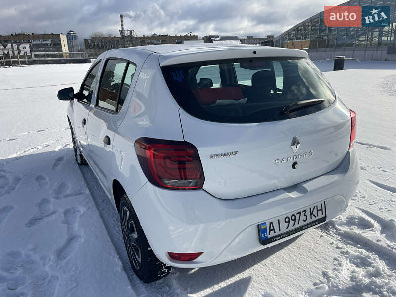 Хэтчбек Renault Sandero 2020 в Киеве фото 3 Хэтчбек Renault Sandero 2020 в Киеве