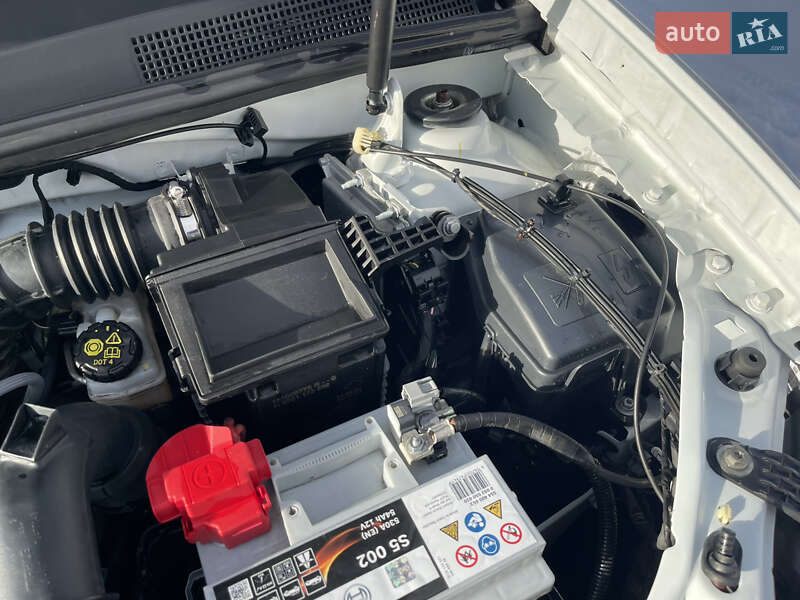 Хэтчбек Renault Sandero 2020 в Киеве фото 14 Хэтчбек Renault Sandero 2020 в Киеве