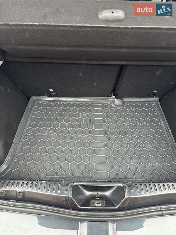 Хетчбек Renault Sandero 2020 в Кривому Розі фото 11 Хетчбек Renault Sandero 2020 в Кривому Розі