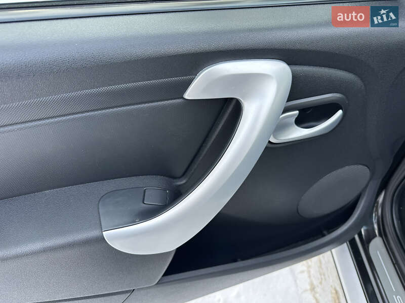 Хетчбек Renault Sandero 2012 в Києві фото 44 Хетчбек Renault Sandero 2012 в Києві