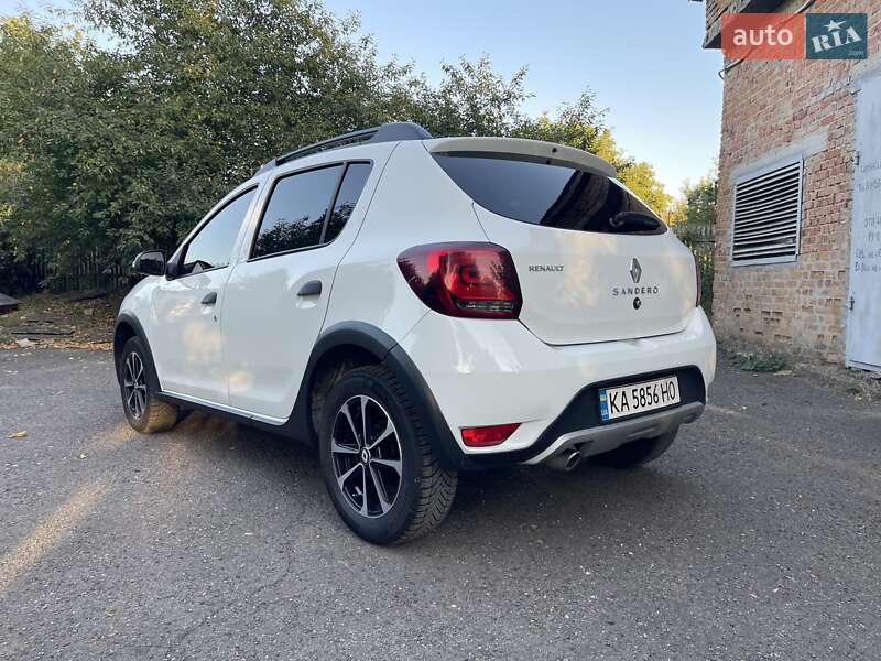 Хэтчбек Renault Sandero 2018 в Каменке фото 7 Хэтчбек Renault Sandero 2018 в Каменке