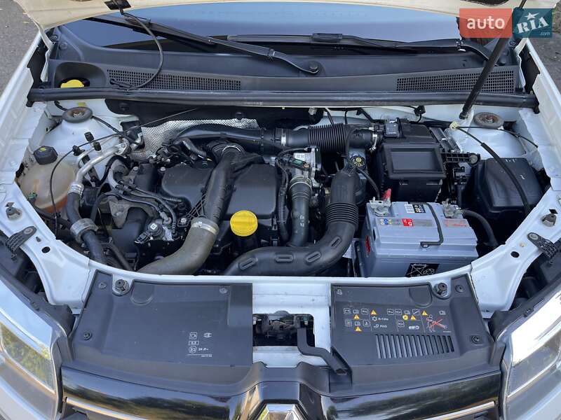 Хэтчбек Renault Sandero 2018 в Каменке фото 15 Хэтчбек Renault Sandero 2018 в Каменке