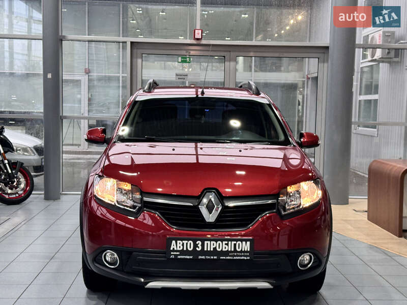 Хэтчбек Renault Sandero 2015 в Одессе