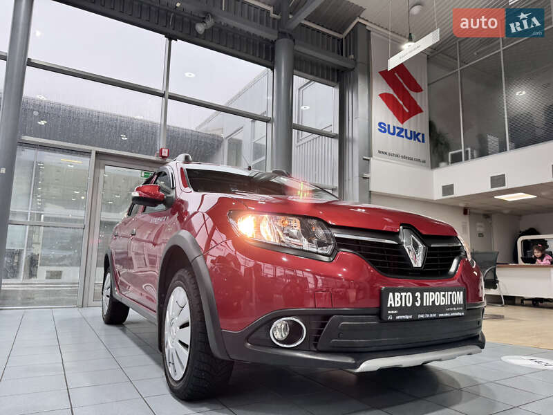 Хэтчбек Renault Sandero 2015 в Одессе