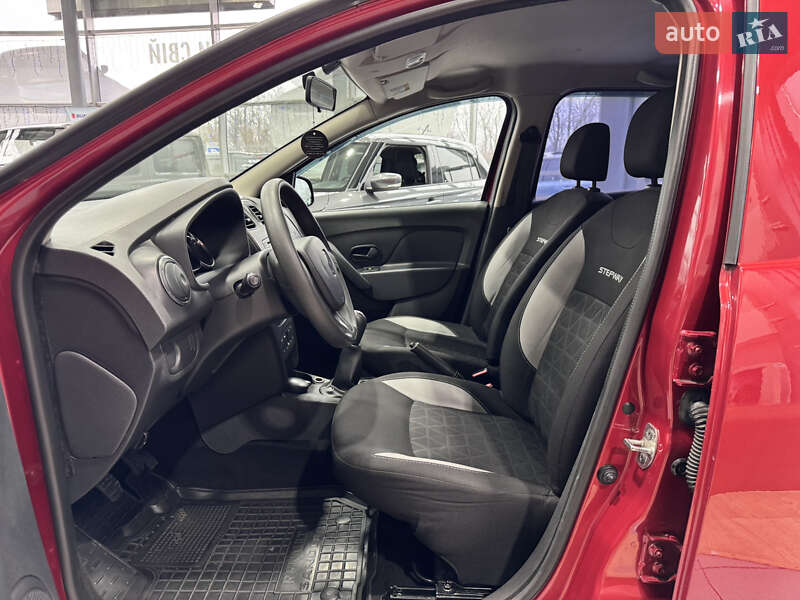 Хэтчбек Renault Sandero 2015 в Одессе