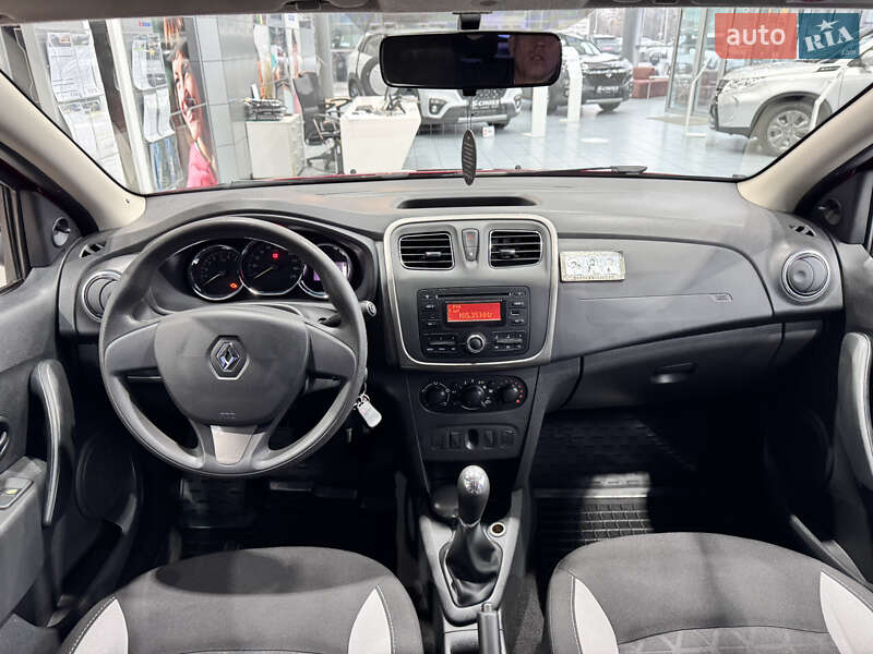 Хэтчбек Renault Sandero 2015 в Одессе