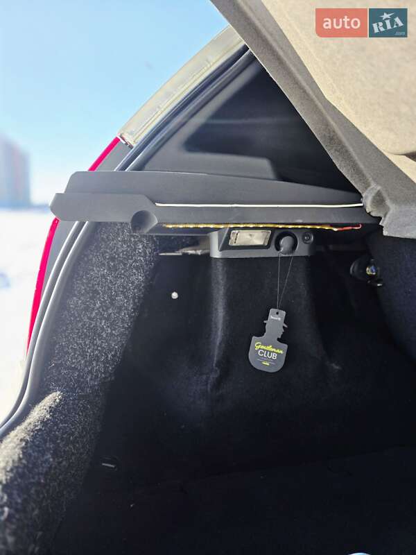 Хэтчбек Renault Sandero 2011 в Киеве