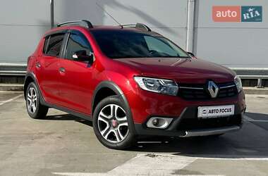 Хэтчбек Renault Sandero 2019 в Киеве