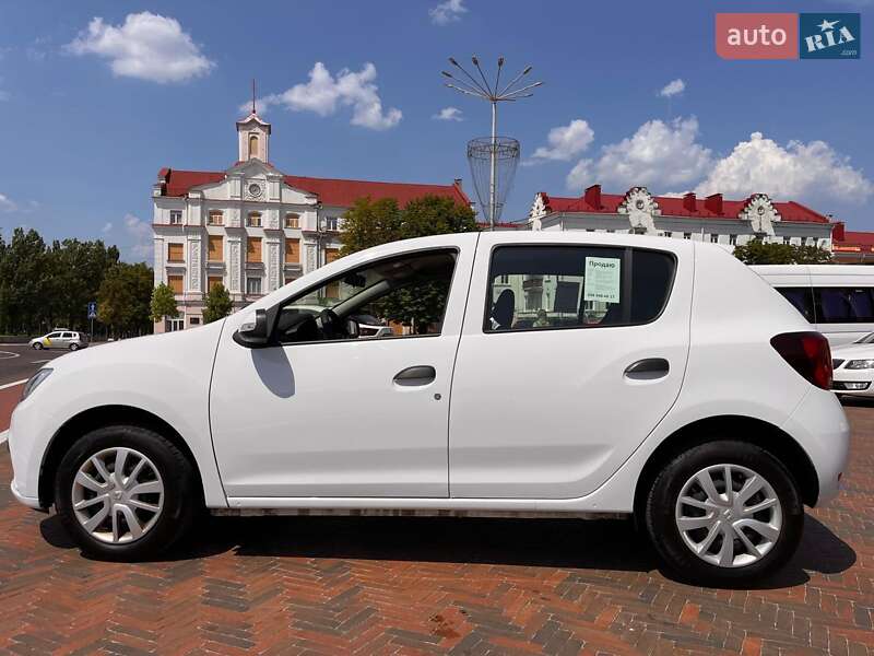 Хэтчбек Renault Sandero 2022 в Чернигове