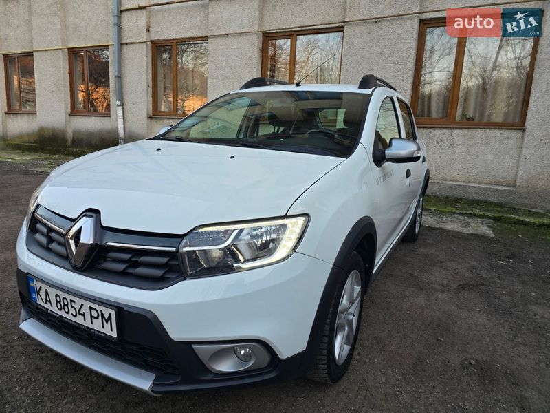 Хэтчбек Renault Sandero 2020 в Мукачево