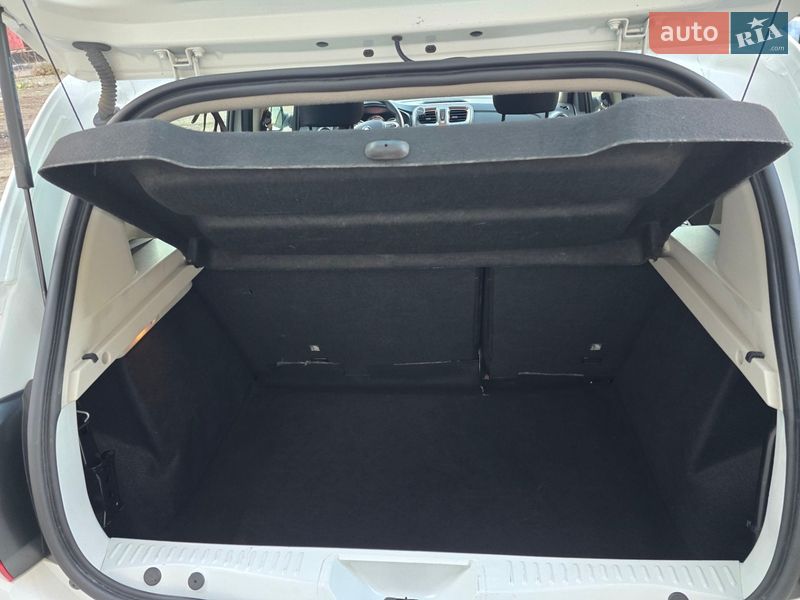 Хэтчбек Renault Sandero 2020 в Мукачево