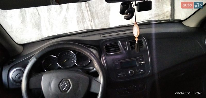 Хетчбек Renault Sandero 2013 в Ромнах
