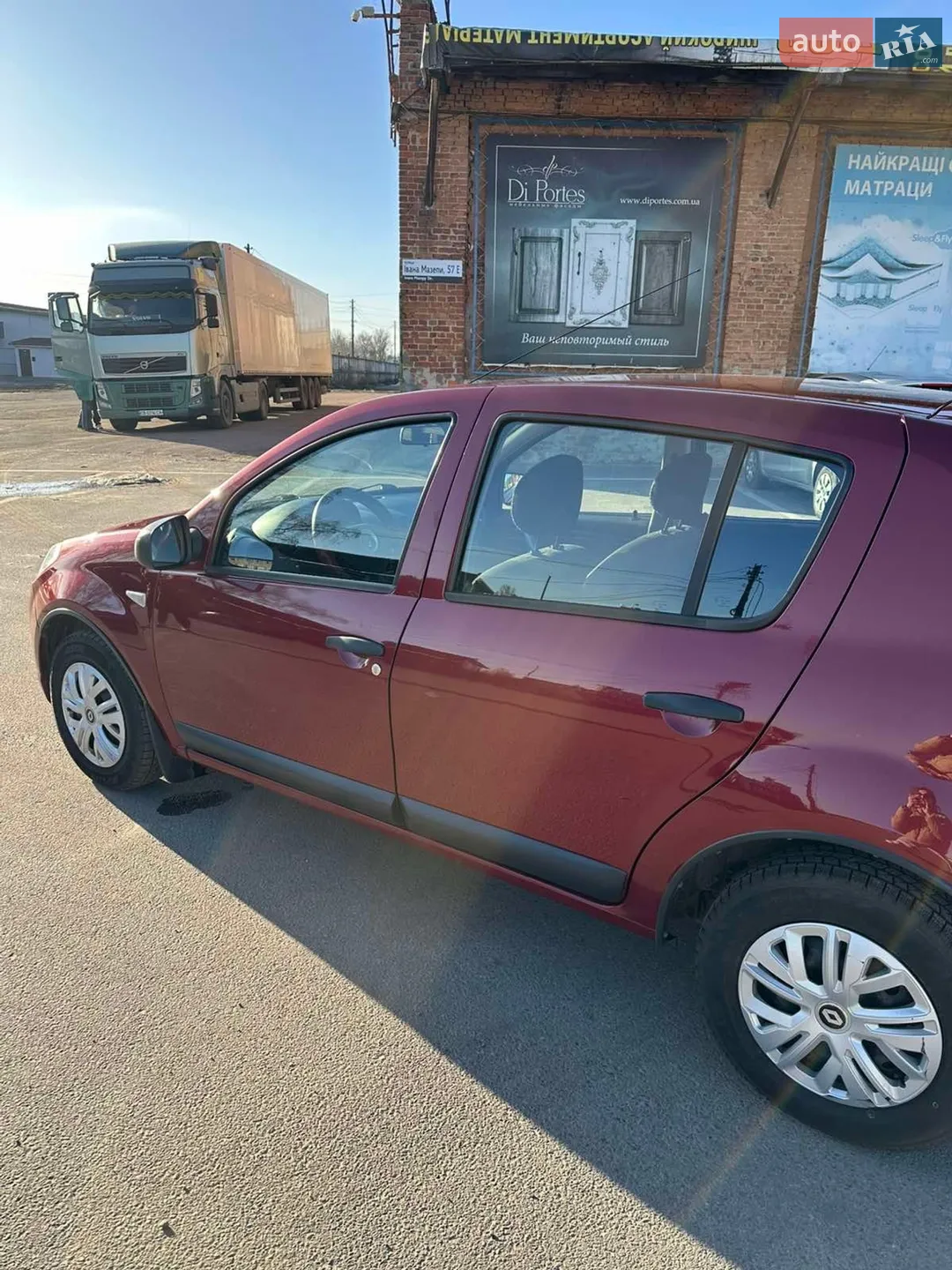 2011 Renault Sandero - мініатюра 9