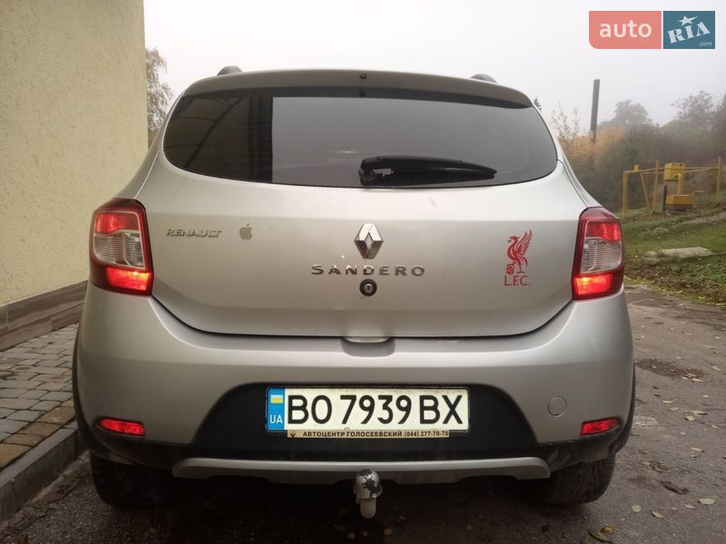 Хэтчбек Renault Sandero 2016 в Гусятине