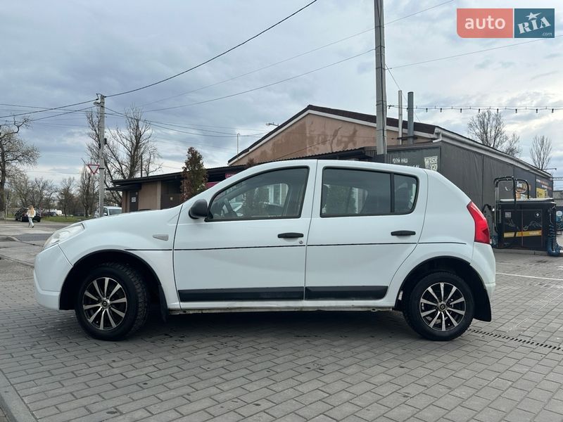 Хетчбек Renault Sandero 2012 в Кременчуці