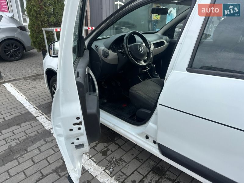 Хетчбек Renault Sandero 2012 в Кременчуці