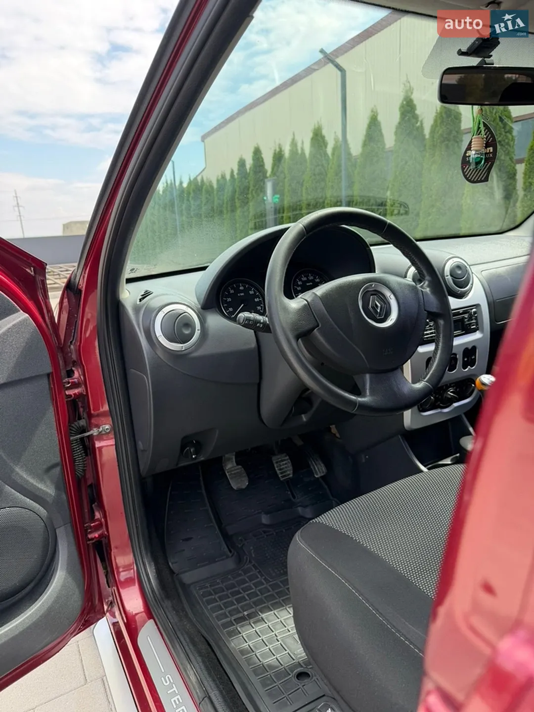 2012 Renault Sandero - мініатюра 19