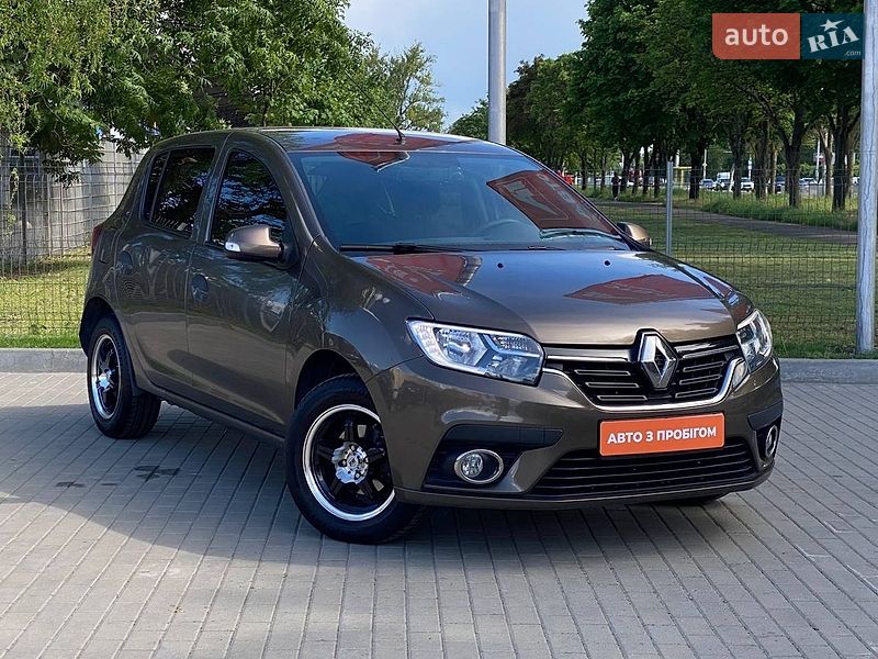 Хэтчбек Renault Sandero 2017 в Днепре фото 3 Хэтчбек Renault Sandero 2017 в Днепре