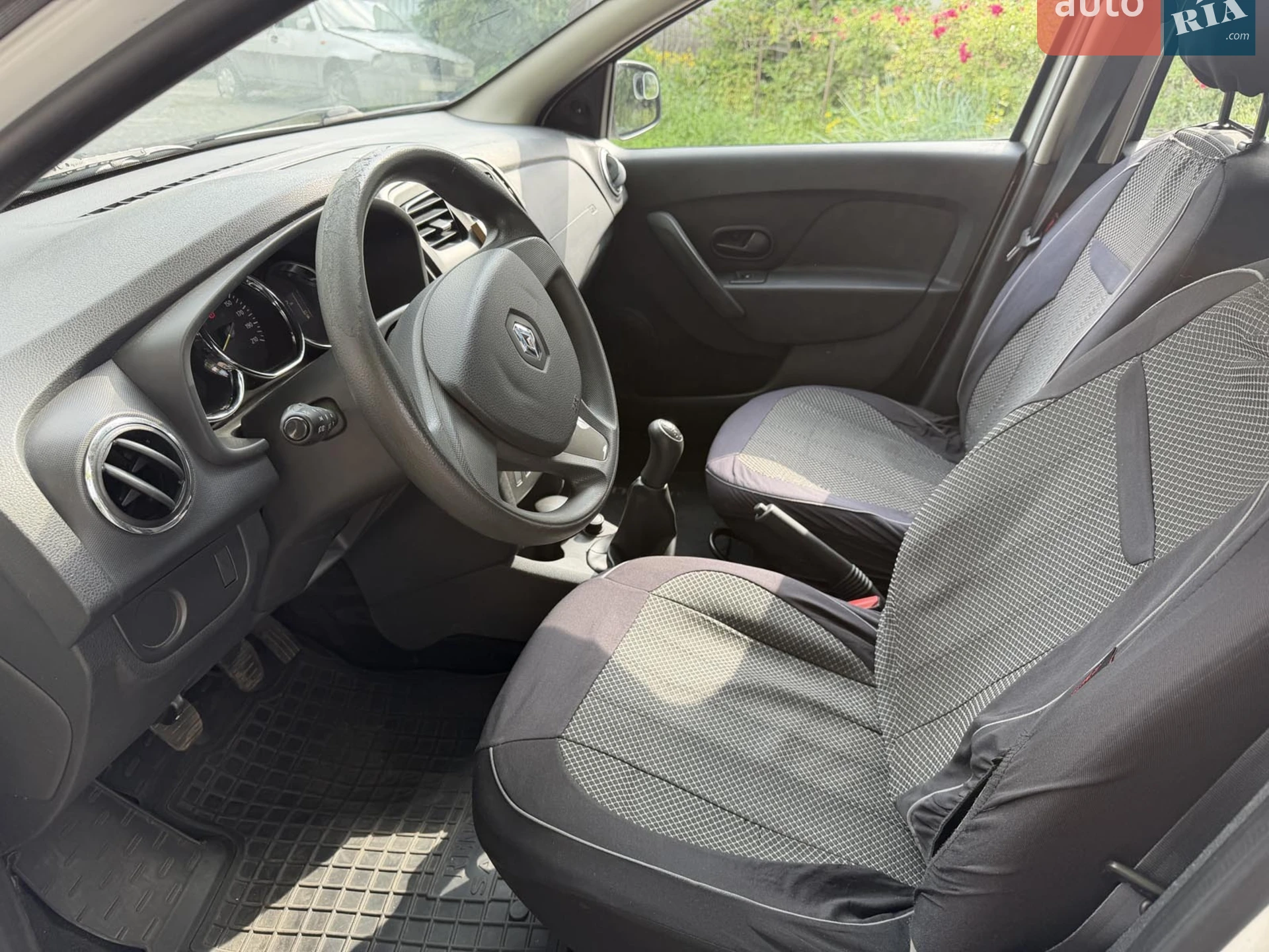 2014 Renault Sandero - мініатюра 12