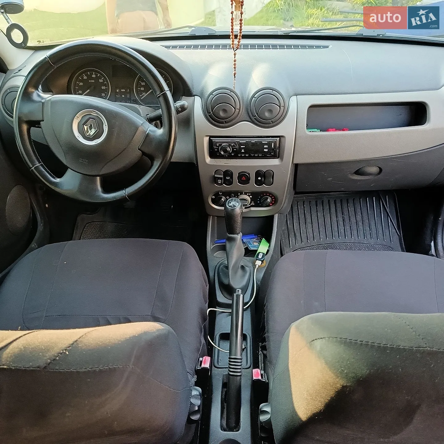 2010 Renault Sandero - мініатюра 12