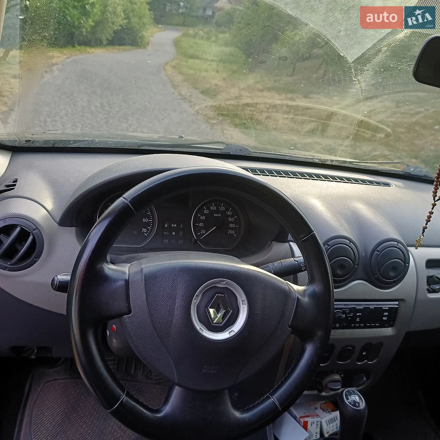 2010 Renault Sandero - мініатюра 15