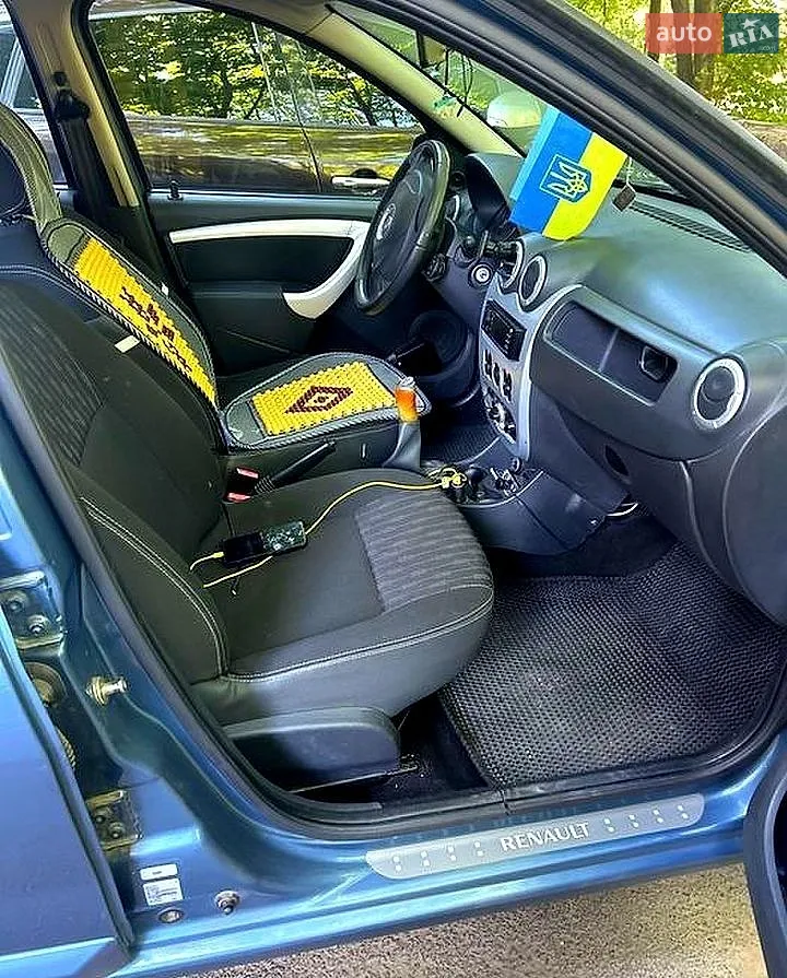 2011 Renault Sandero - мініатюра 4