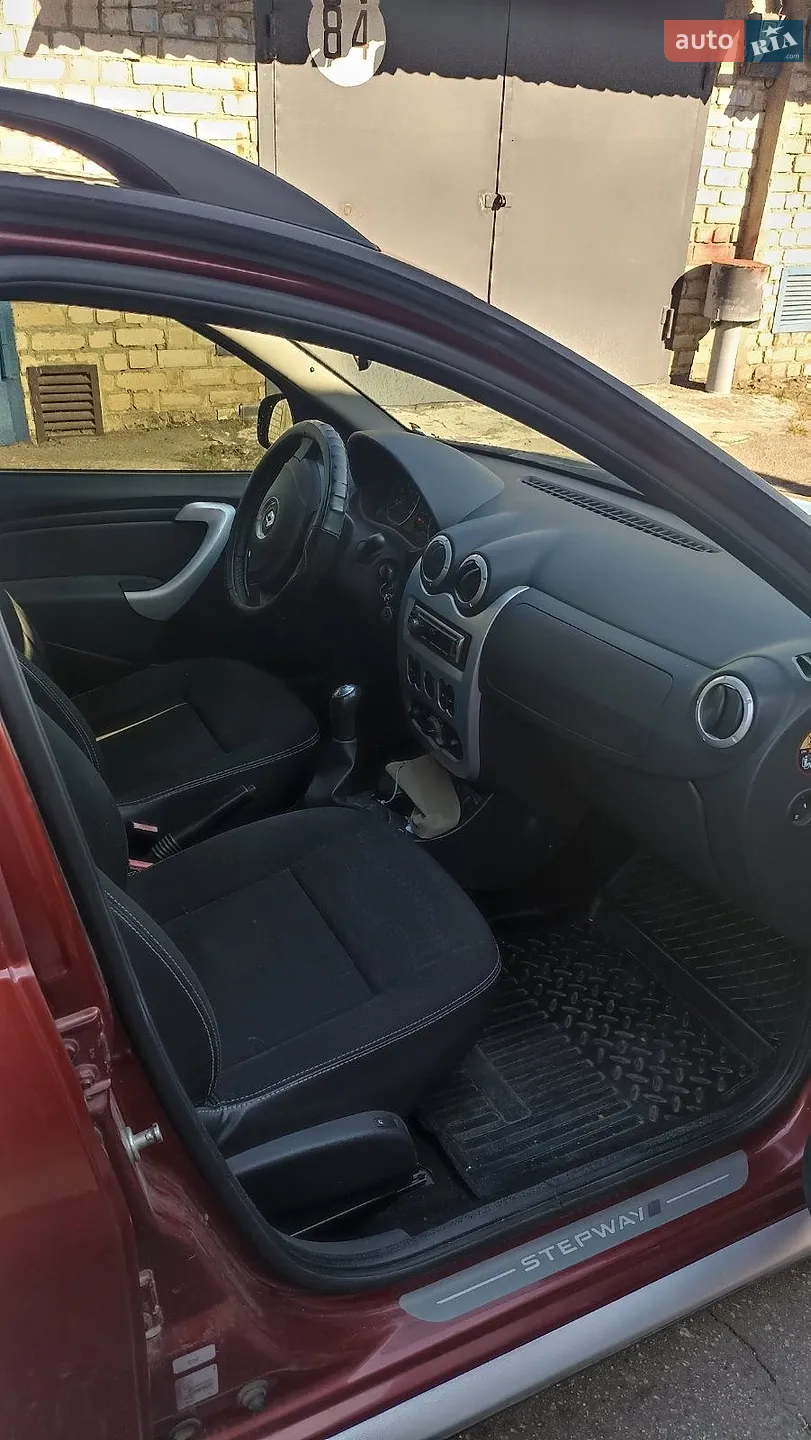 2011 Renault Sandero - мініатюра 2