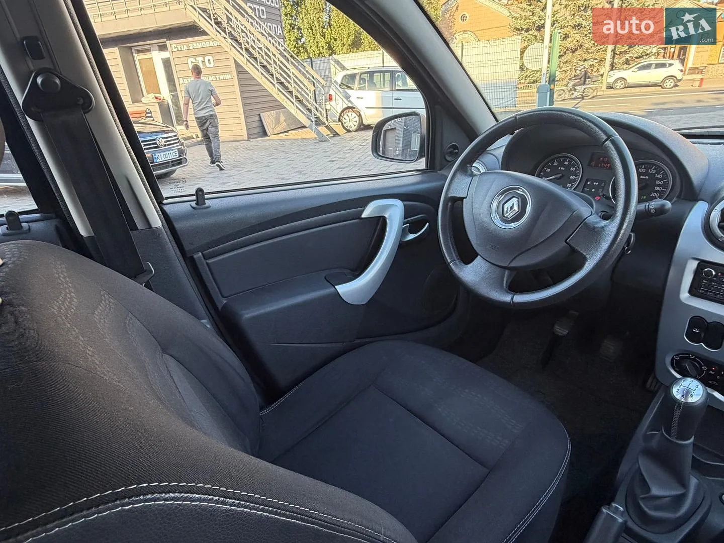 2012 Renault Sandero - мініатюра 16