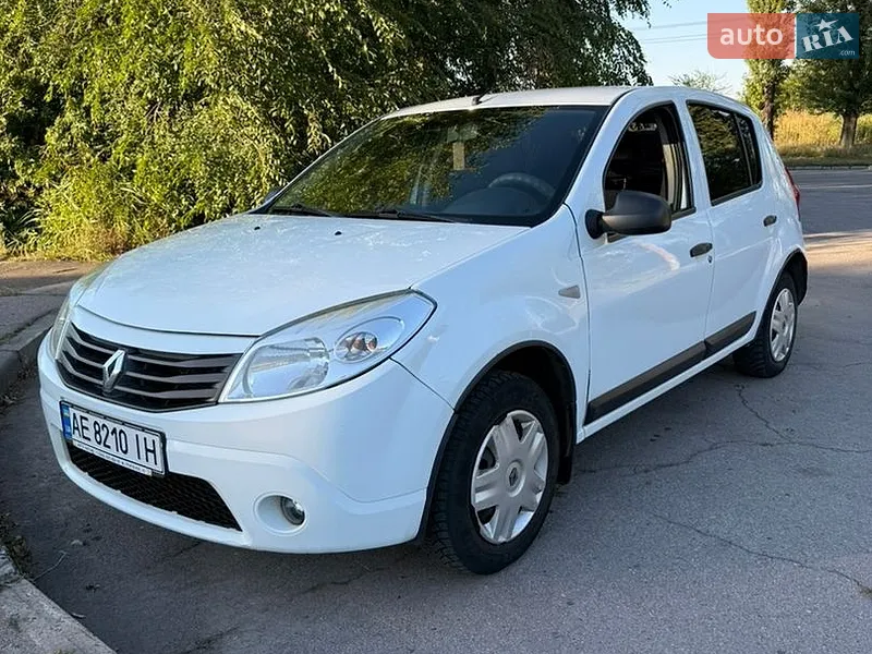 Renault Sandero 2012