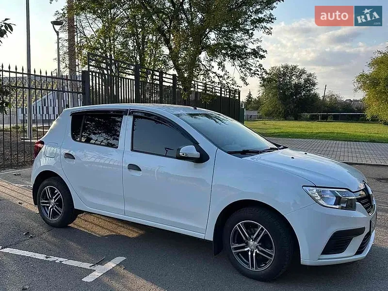 Renault Sandero