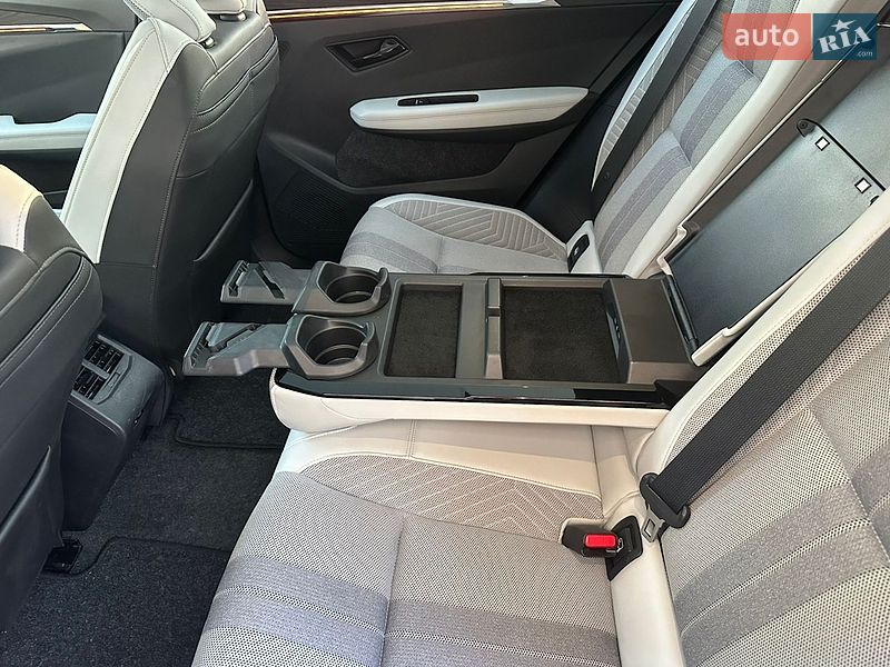 Внедорожник / Кроссовер Renault Scenic E-Tech 2024 в Одессе