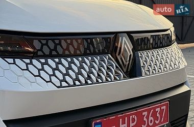 Позашляховик / Кросовер Renault Scenic E-Tech 2024 в Рівному фото 22 Позашляховик / Кросовер Renault Scenic E-Tech 2024 в Рівному