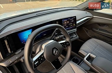 Позашляховик / Кросовер Renault Scenic E-Tech 2024 в Рівному фото 37 Позашляховик / Кросовер Renault Scenic E-Tech 2024 в Рівному