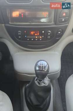 Минивэн Renault Scenic RX4 2001 в Львове