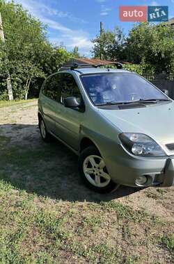 Минивэн Renault Scenic RX4 2002 в Смеле