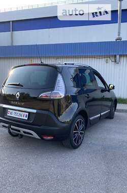 Минивэн Renault Scenic XMOD 2013 в 