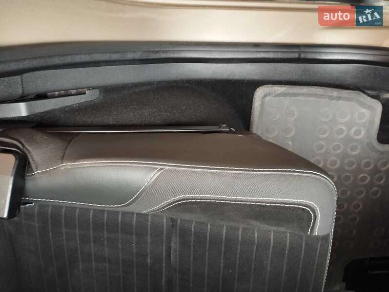 Мінівен Renault Scenic XMOD 2013 в Млиніві