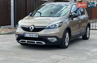Минивэн Renault Scenic XMOD 2013 в 