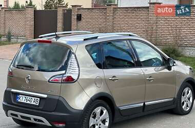Минивэн Renault Scenic XMOD 2013 в 