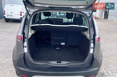 Минивэн Renault Scenic XMOD 2013 в 
