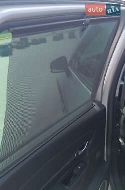 Минивэн Renault Scenic XMOD 2013 в 