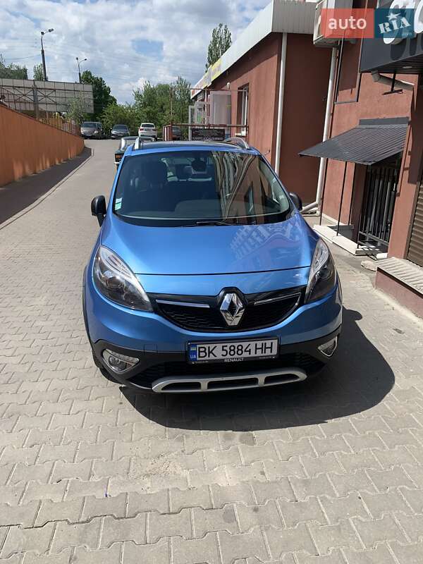 Минивэн Renault Scenic XMOD 2014 в Ровно