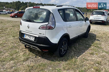 Минивэн Renault Scenic XMOD 2013 в 